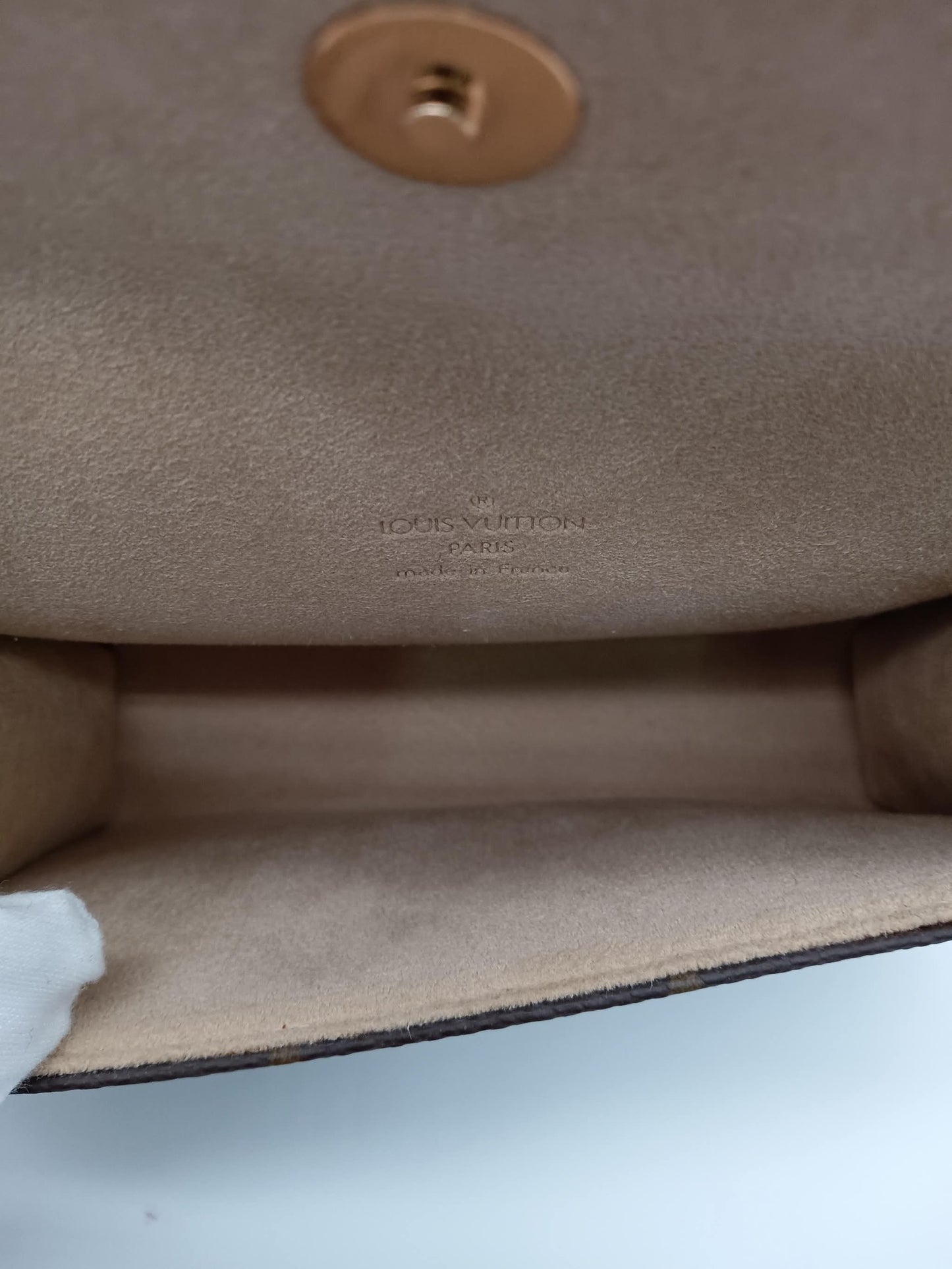 LOUIS VUITTON Pochette Florentine XS