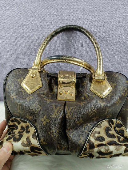 LOUIS VUITTON Monogram Adele