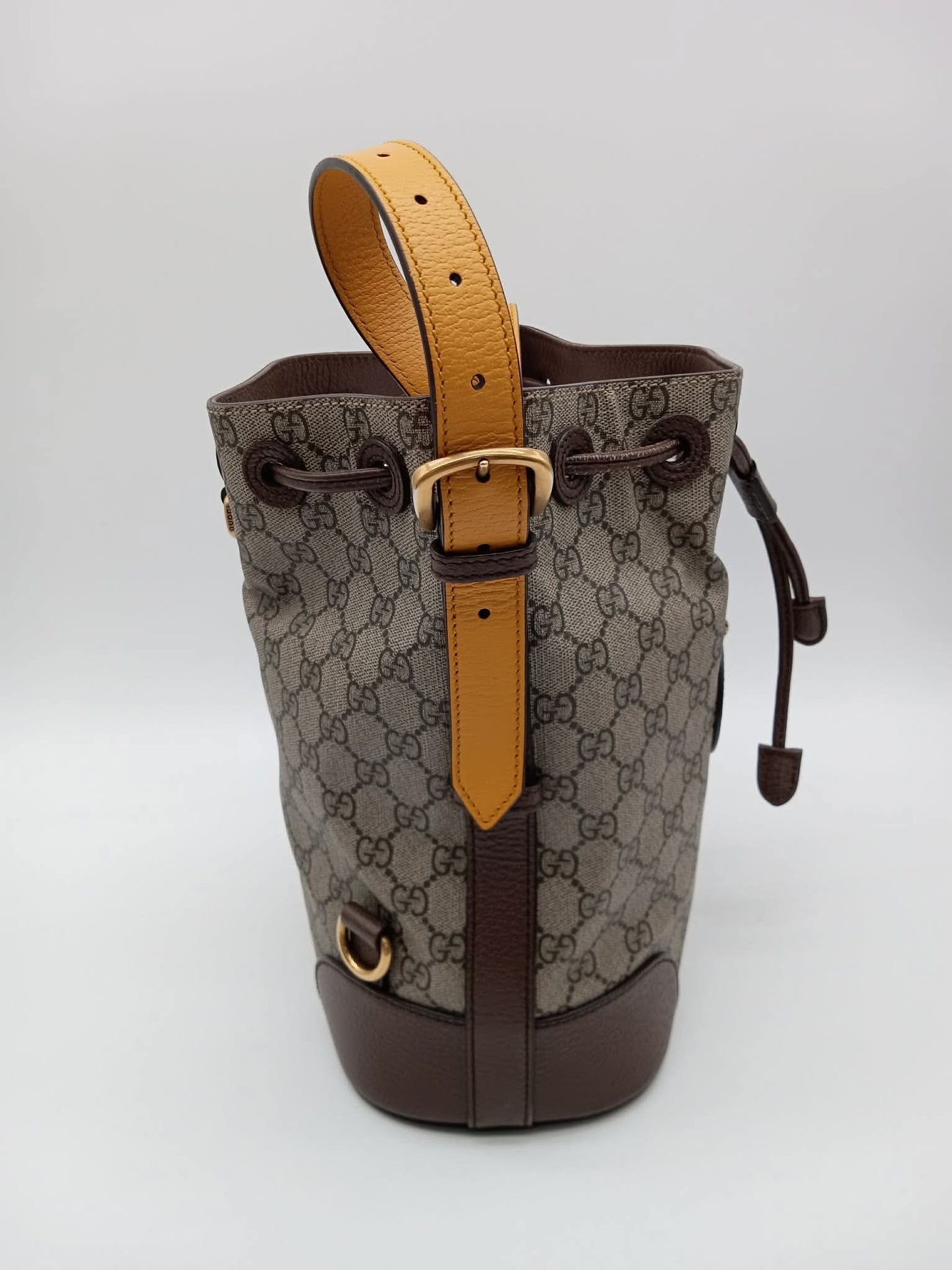 GUCCI Neo Vintage Supreme Drawstring Bucket Bag