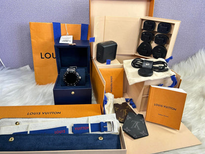 LOUIS VUITTON Tambour Horizon Watch