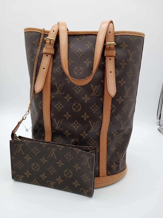 LOUIS VUITTON Monogram Bucket