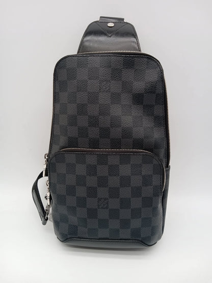 LOUIS VUITTON Damier Graphite Avenue