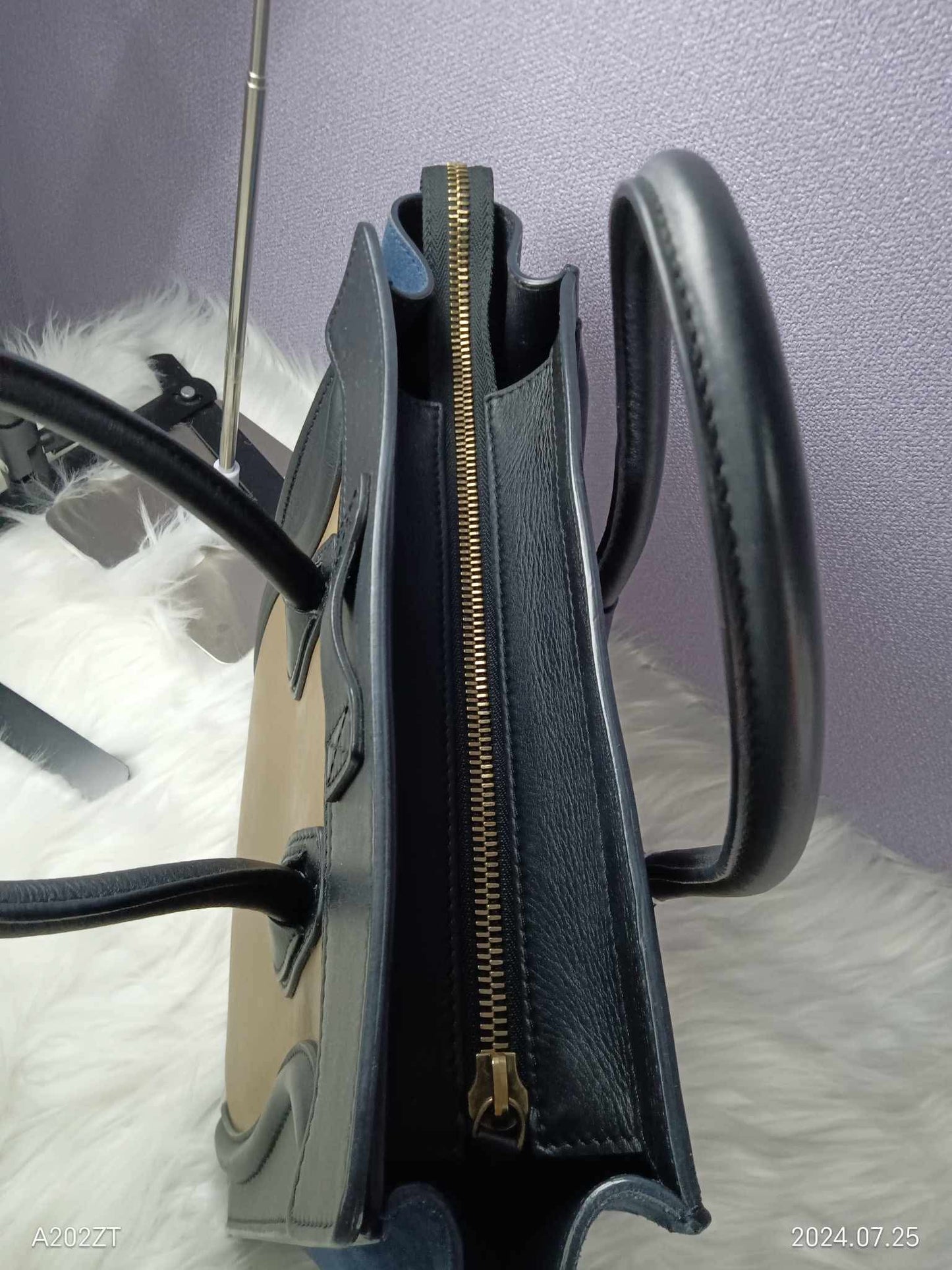 CELINE Micro Luggage Shopper Tote