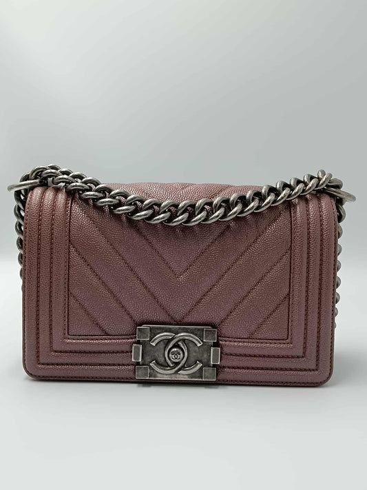 CHANEL Caviar Skin V-Stitch Leboy