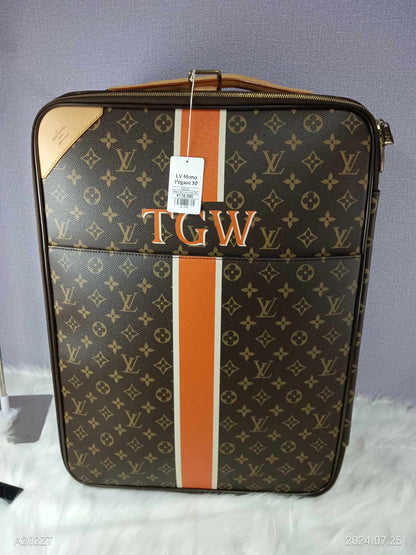 LOUIS VUITTON  Monogram Pegase 50