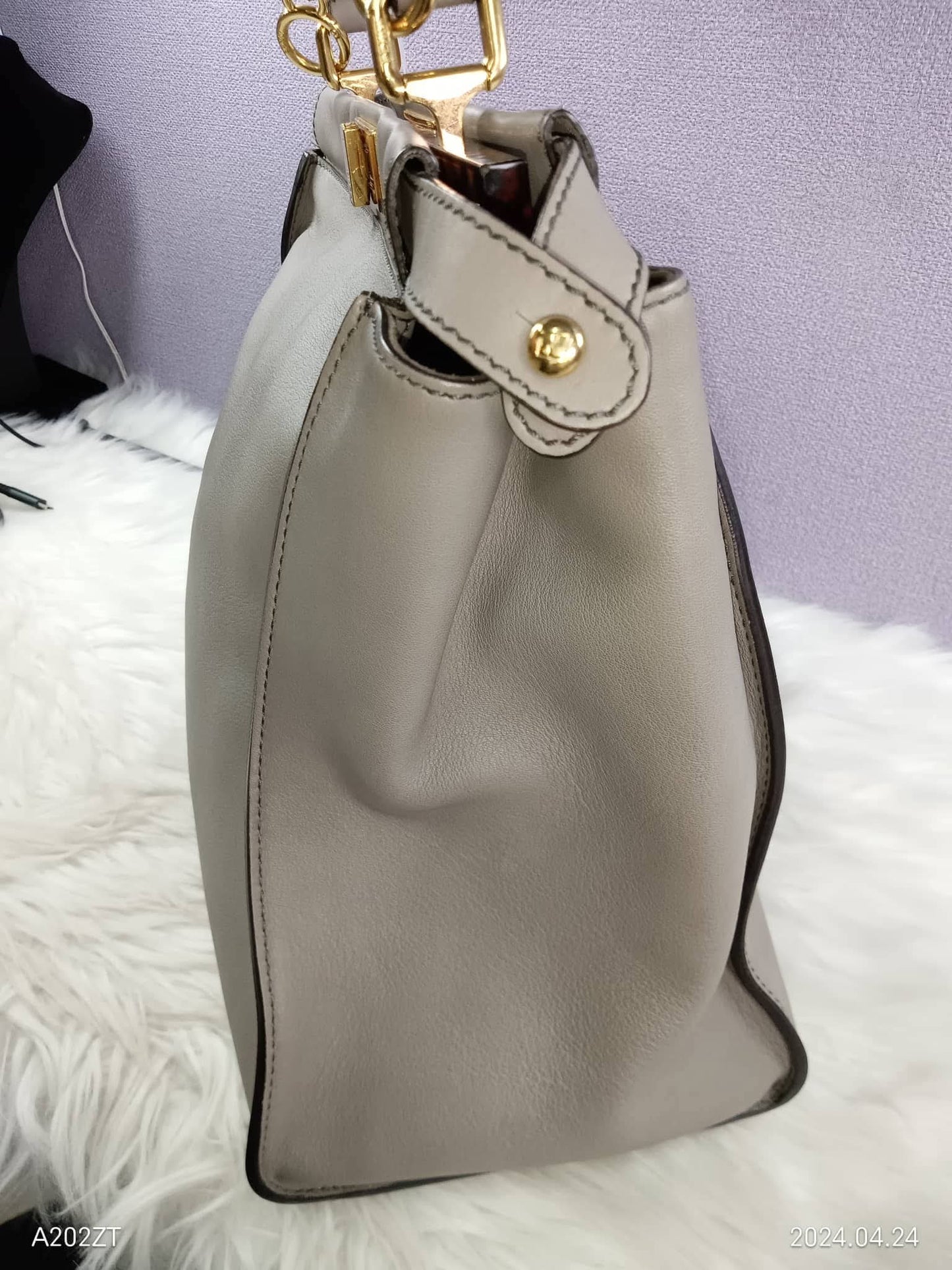 FENDI Peekaboo
