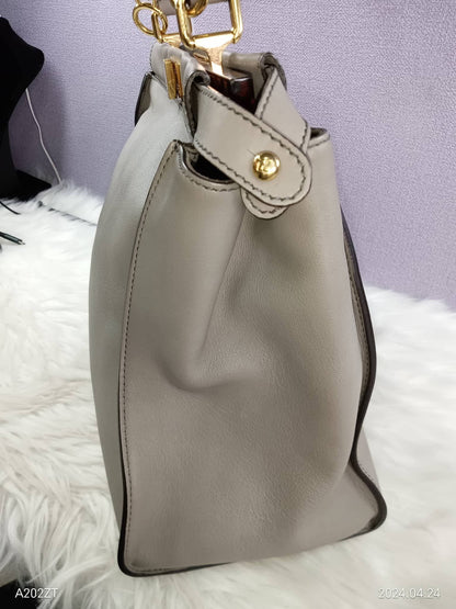FENDI Peekaboo