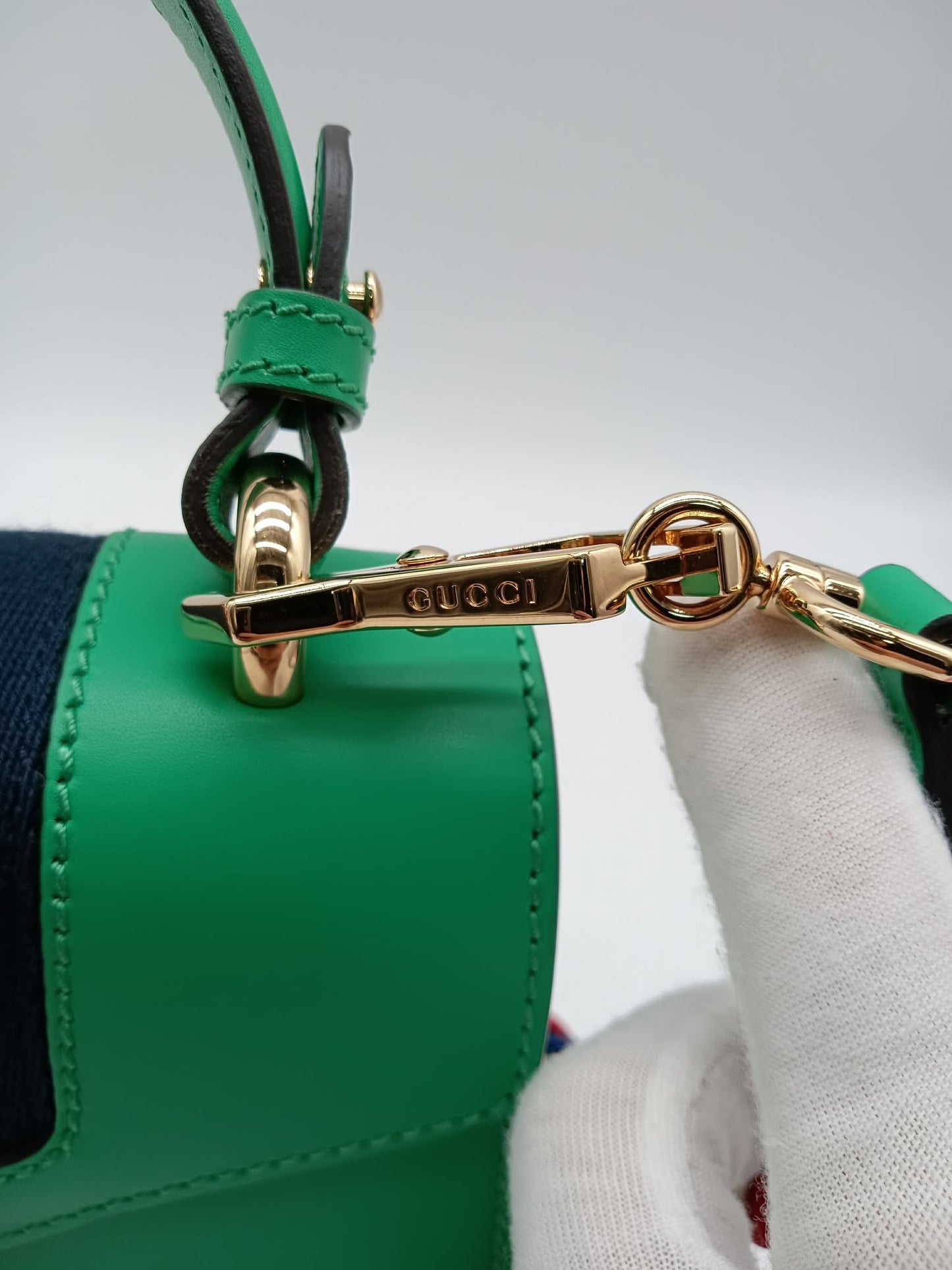 GUCCI Mini Sylvie Top Handle
