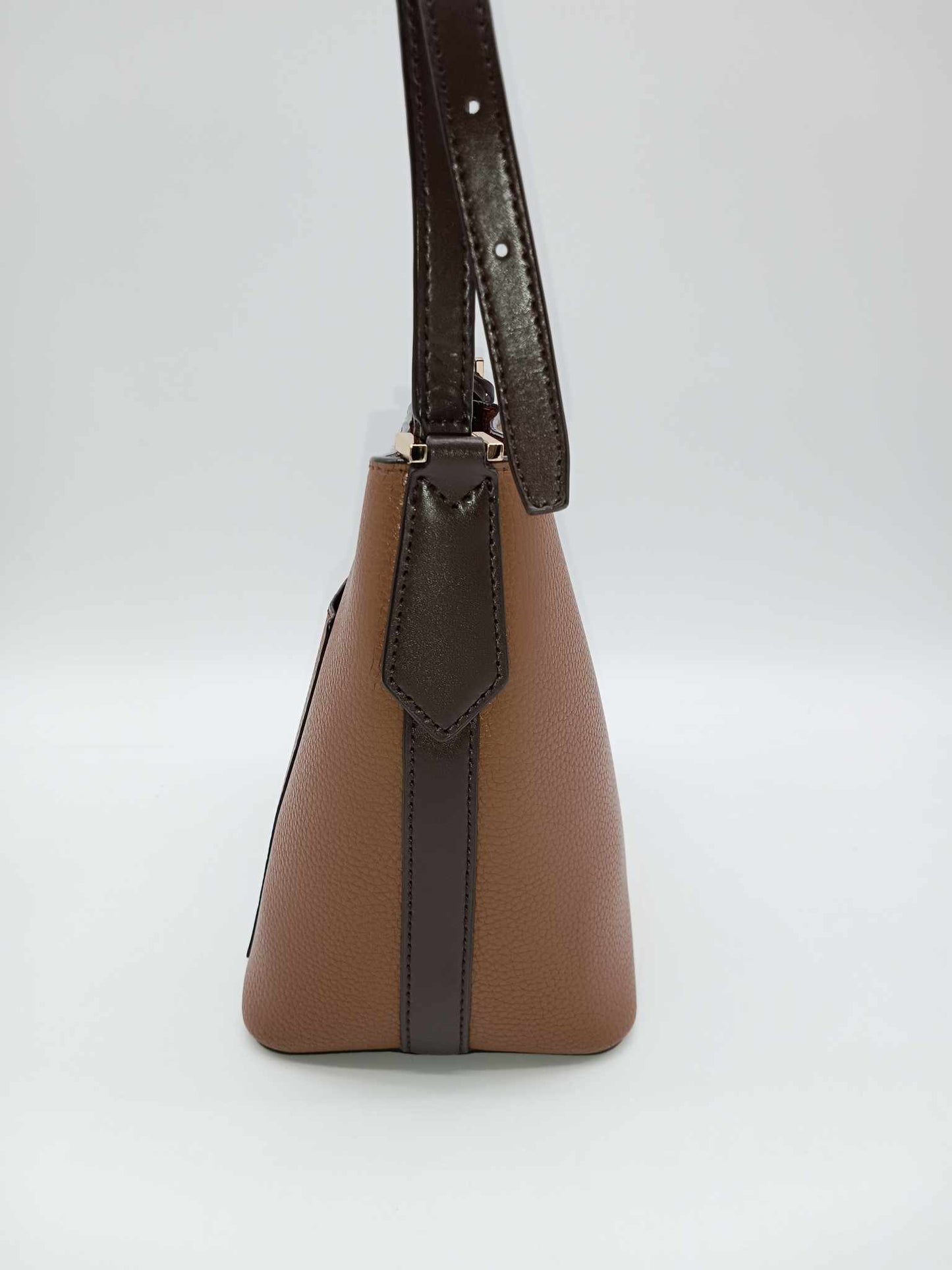 MICHAEL KORS Bucket Bag
