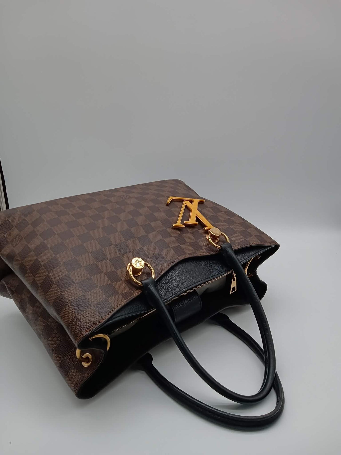 LOUIS VUITTON Damier Riverside