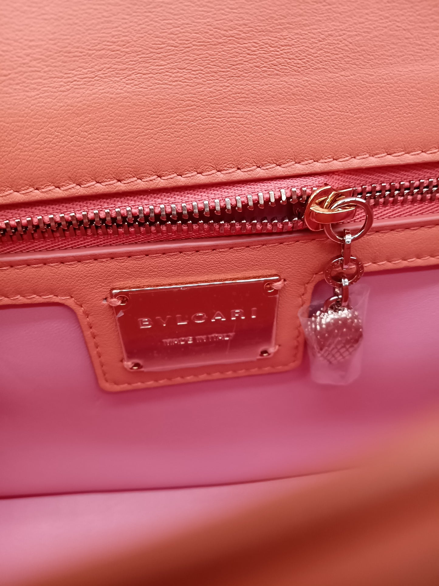 BVLGARI Serpenti Cabochon