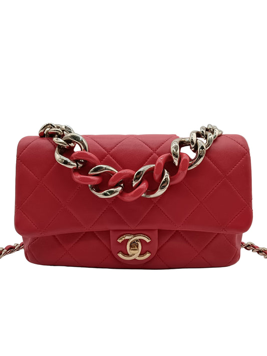 CHANEL Matelasse Flap Chain Shoulder Bag
