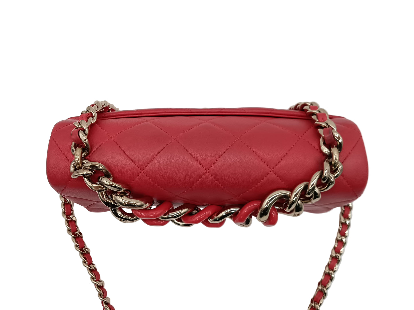 CHANEL Matelasse Flap Chain Shoulder Bag