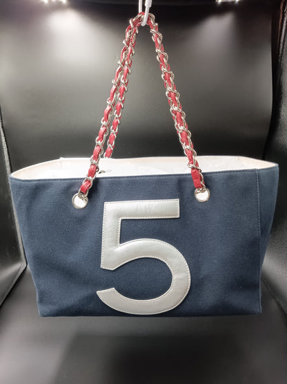 CHANEL Vintage No.5 Chain Tote