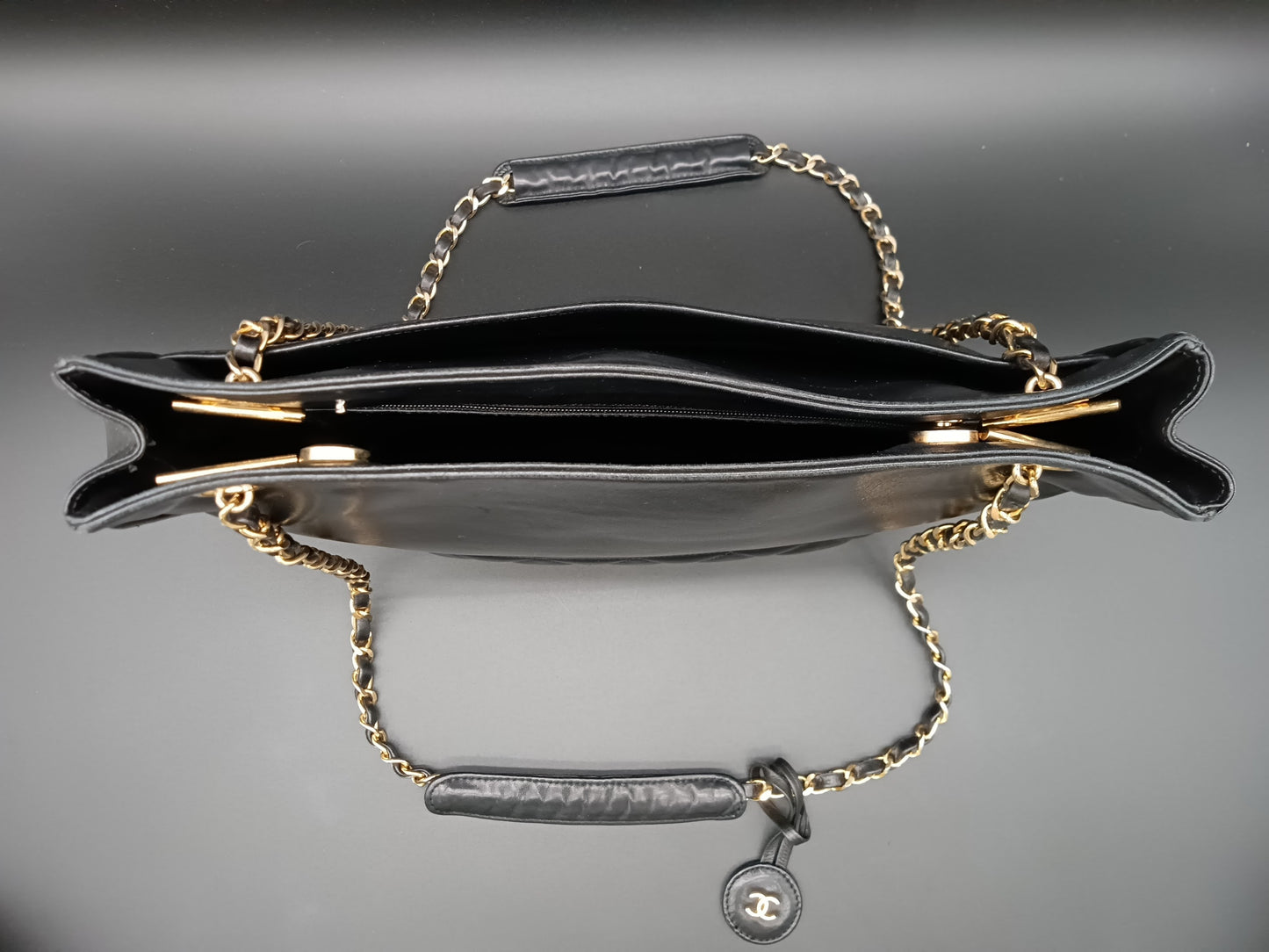 CHANEL Vintage Black Shoulder Tote