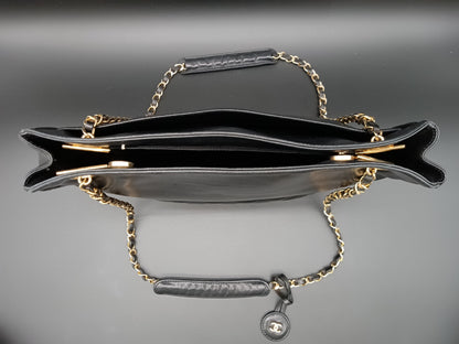 CHANEL Vintage Black Shoulder Tote