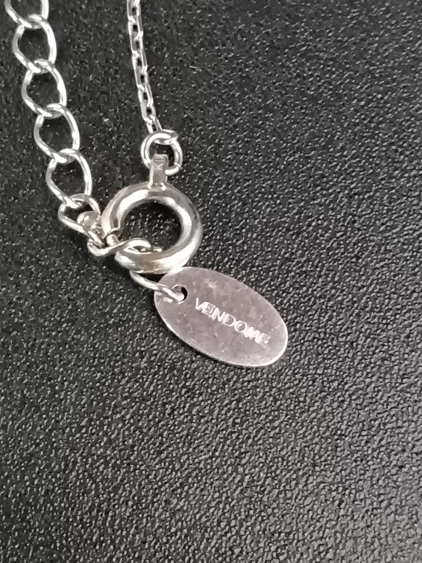 VENDOME K18 White Gold Necklace