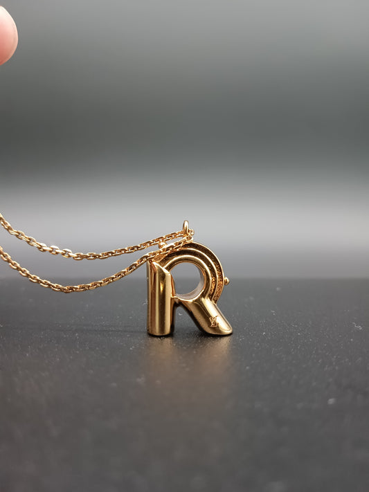 LOUIS VUITTON LV & ME R Initial Necklace