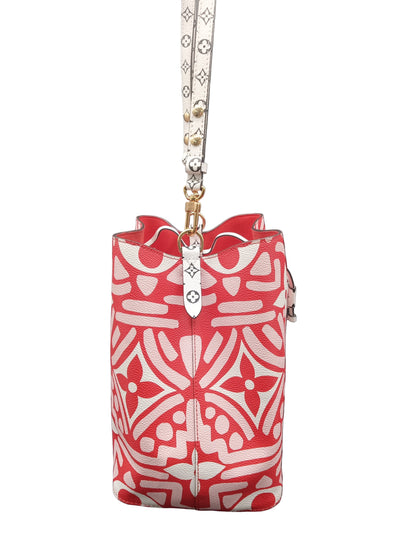 LOUIS VUITTON Monogram Giant Crafty Neo Noe