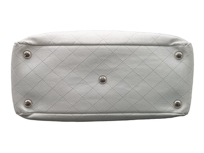 CHANEL Caviar Shoulder Bag