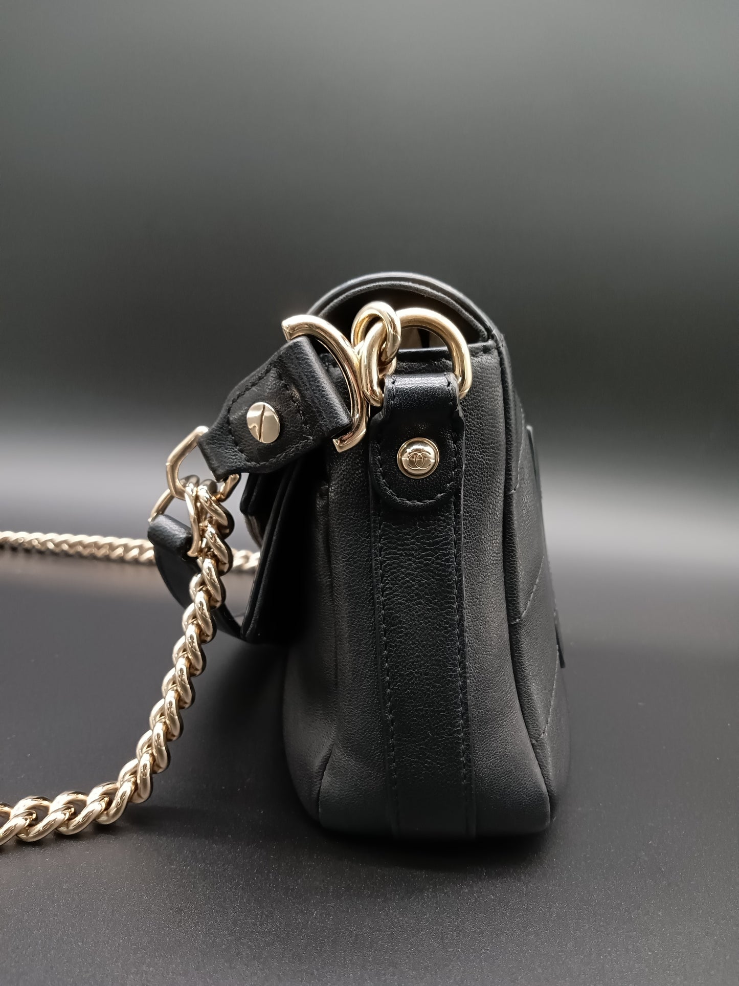 CHANEL V-Stitch Envelope Flap