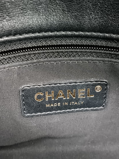 CHANEL V-Stitch Envelope Flap