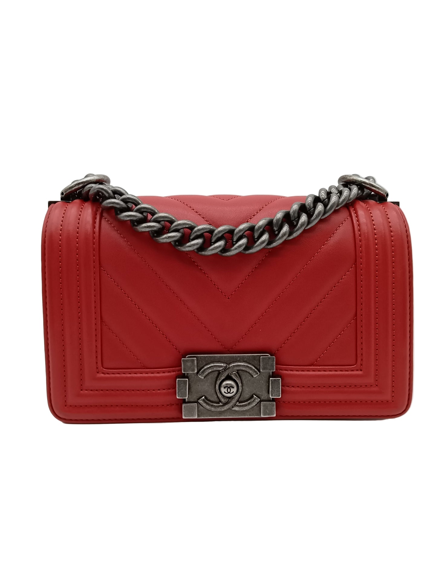 CHANEL Lambskin V-Stitch Leboy