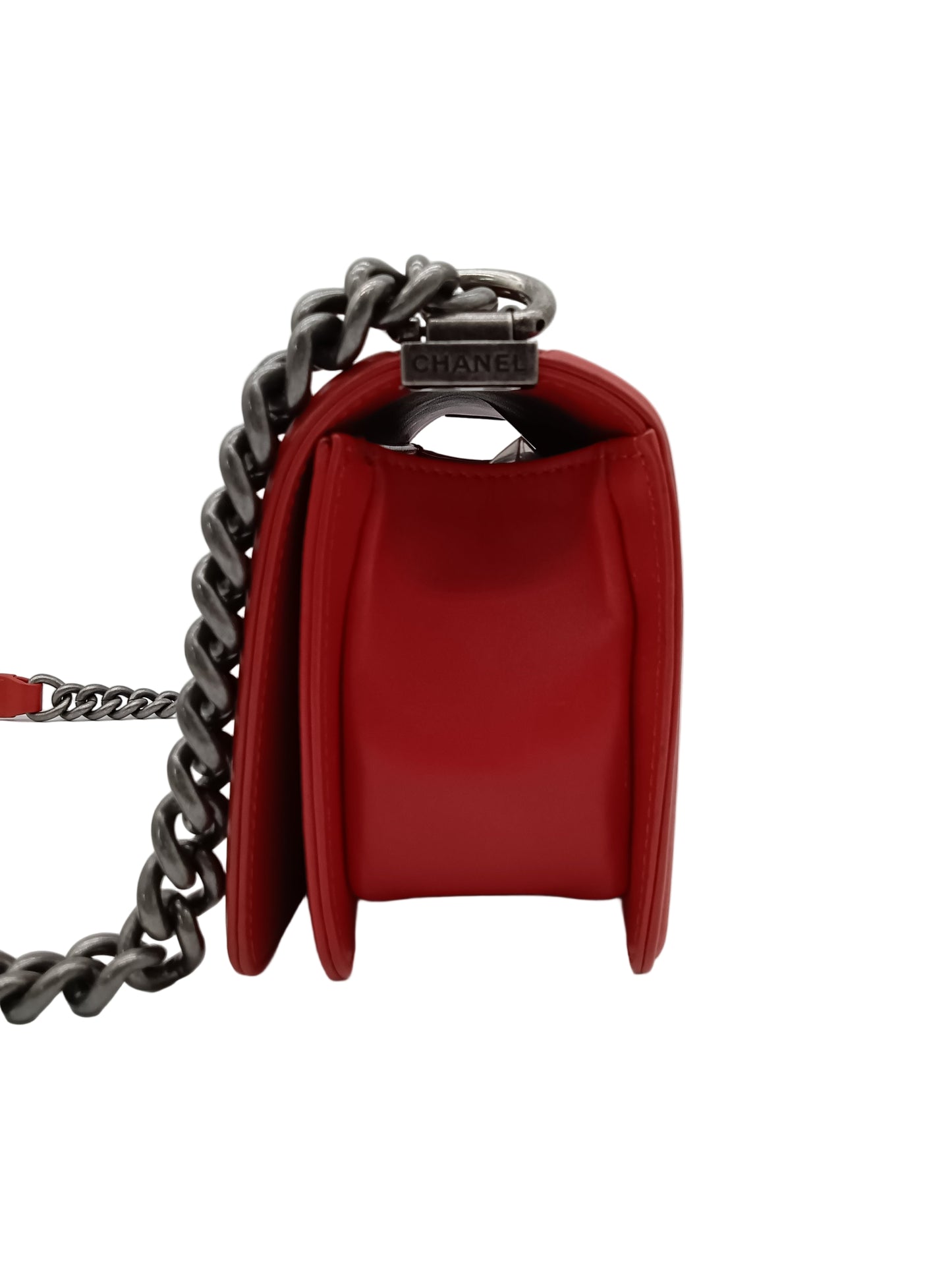 CHANEL Lambskin V-Stitch Leboy