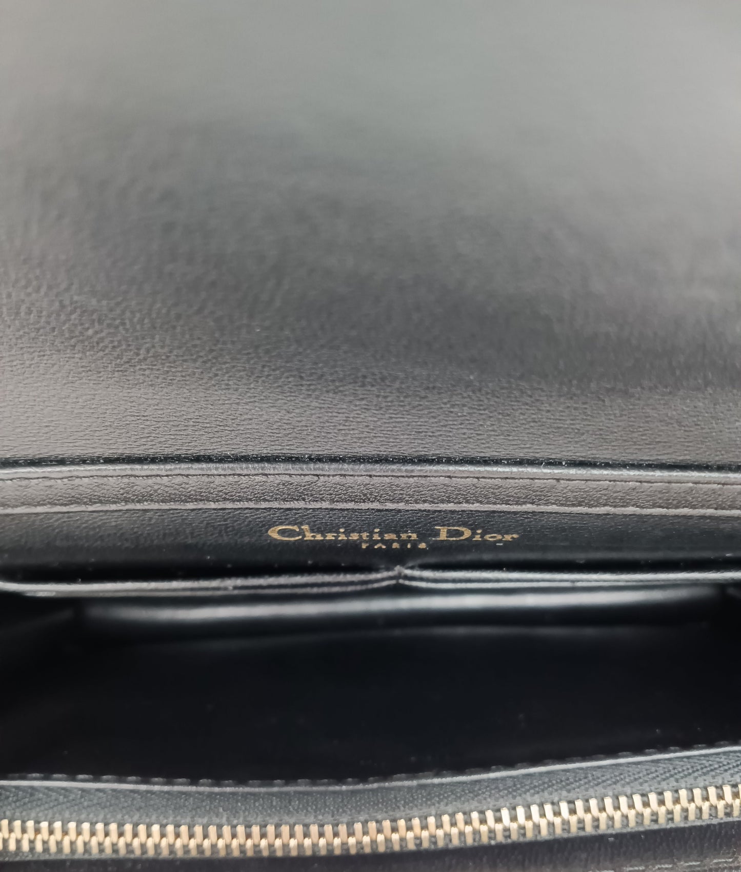 DIOR Diorama Wallet on Chain