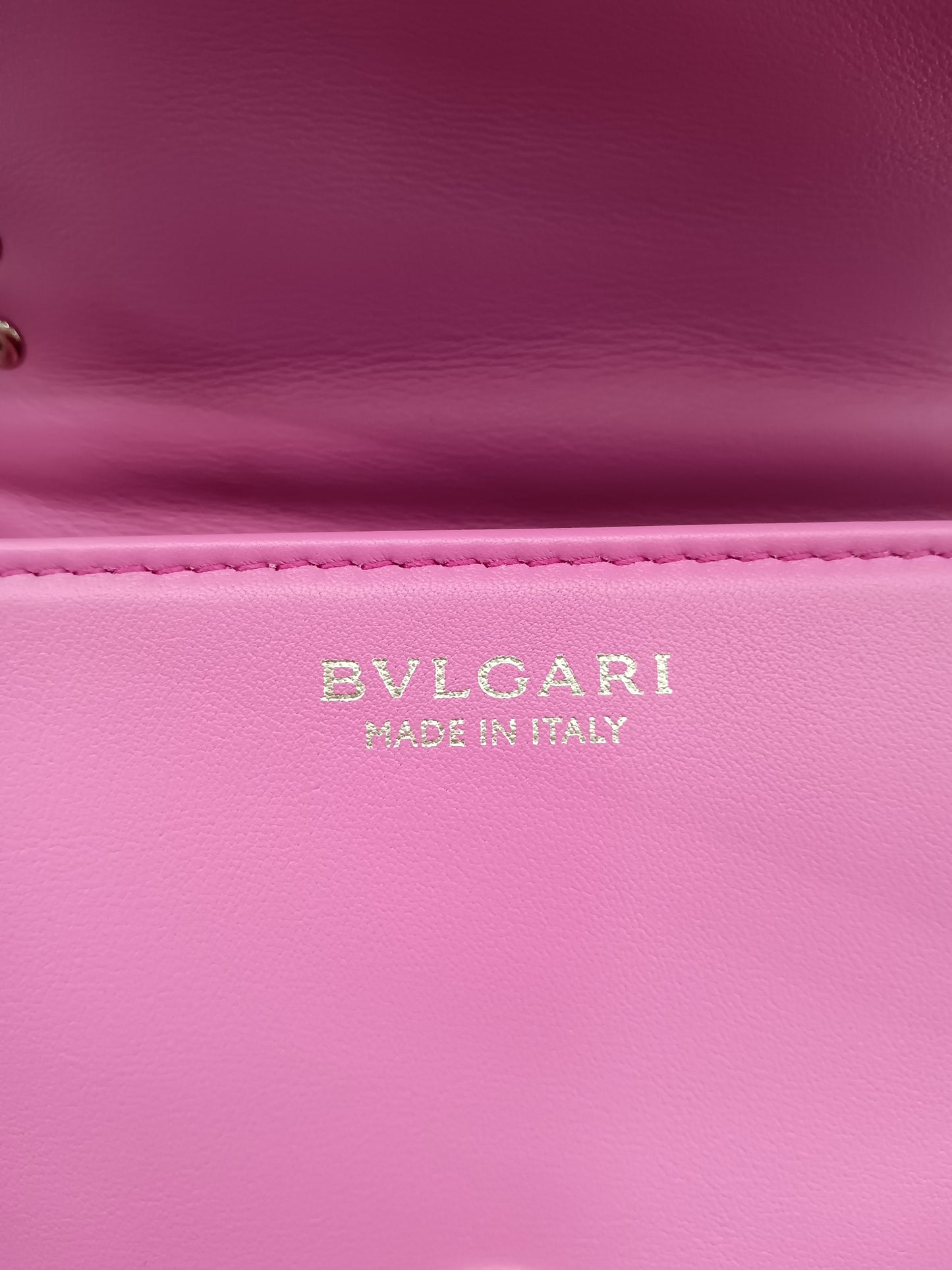 BVLGARI Serpenti Cabochon