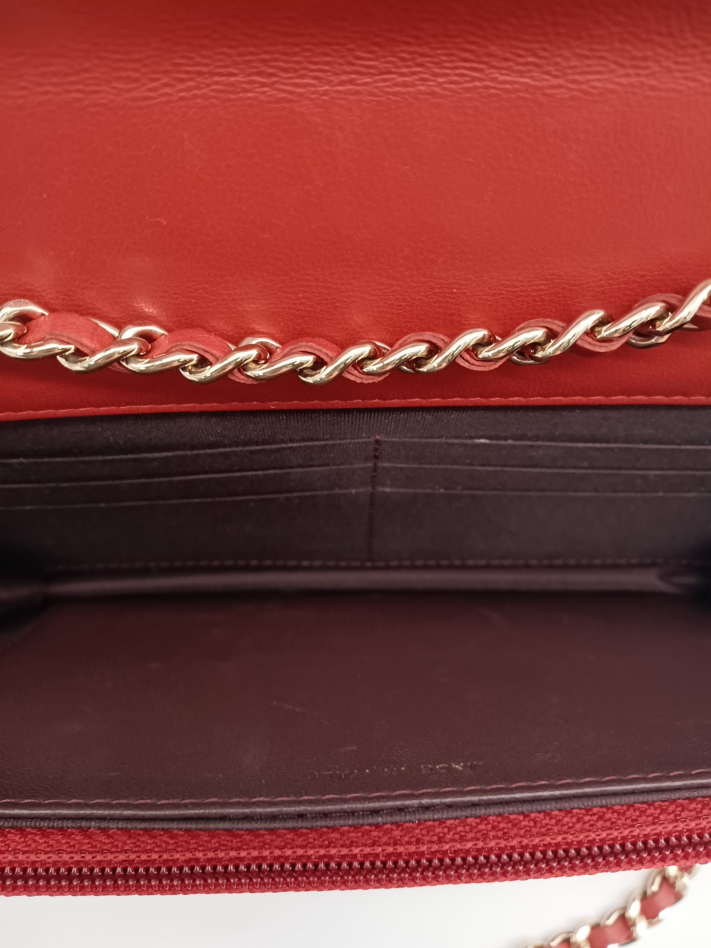 CHANEL Trendy Wallet on Chain
