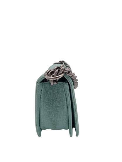 CHANEL Caviar V-Stitch Leboy