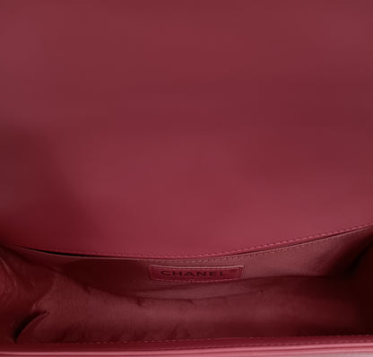 CHANEL Lambskin V-Stitch Leboy
