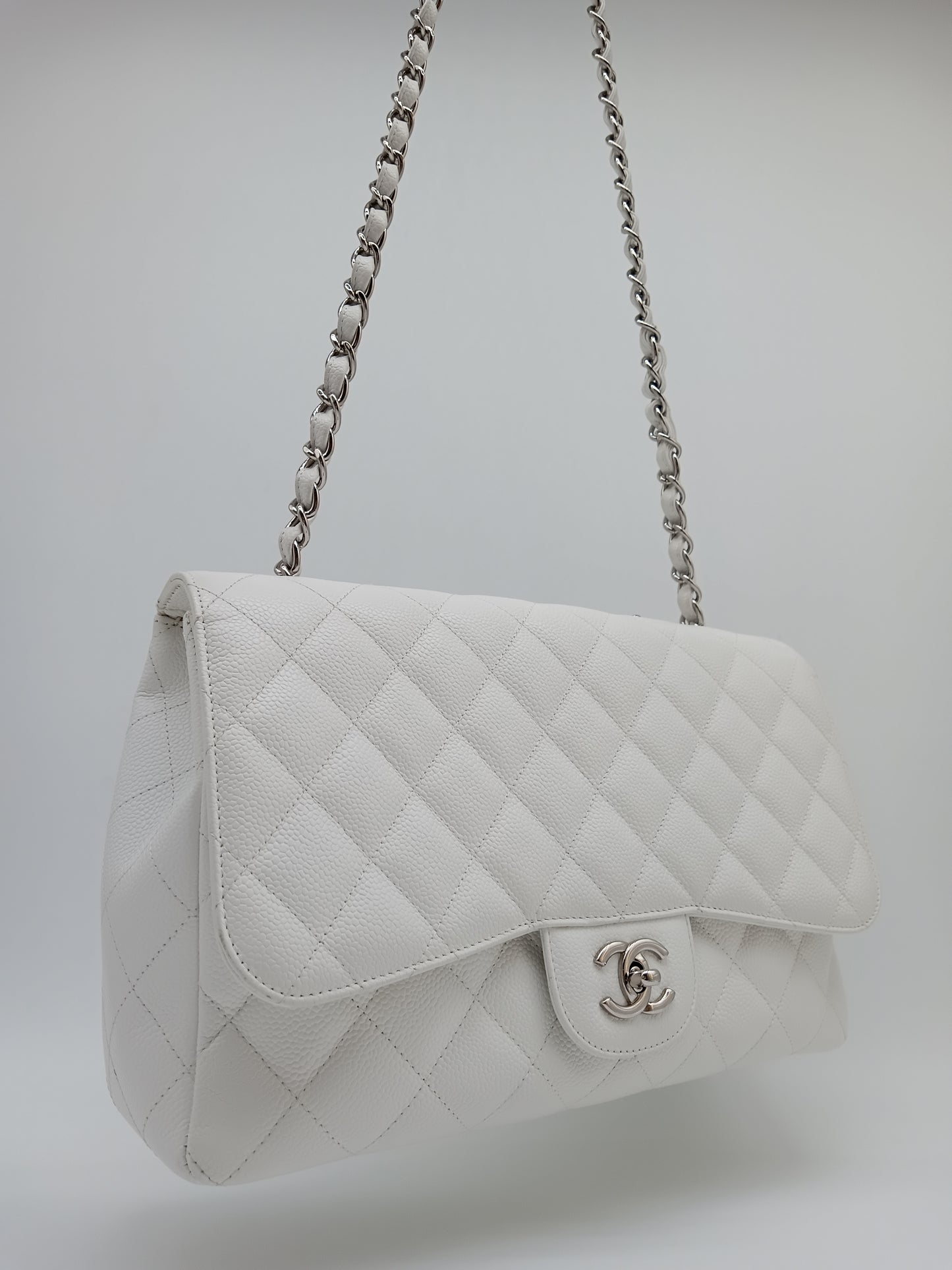 CHANEL Classic Caviar Jumbo Flap