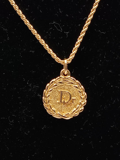DIOR Laurel Motif Logo Pendant Necklace