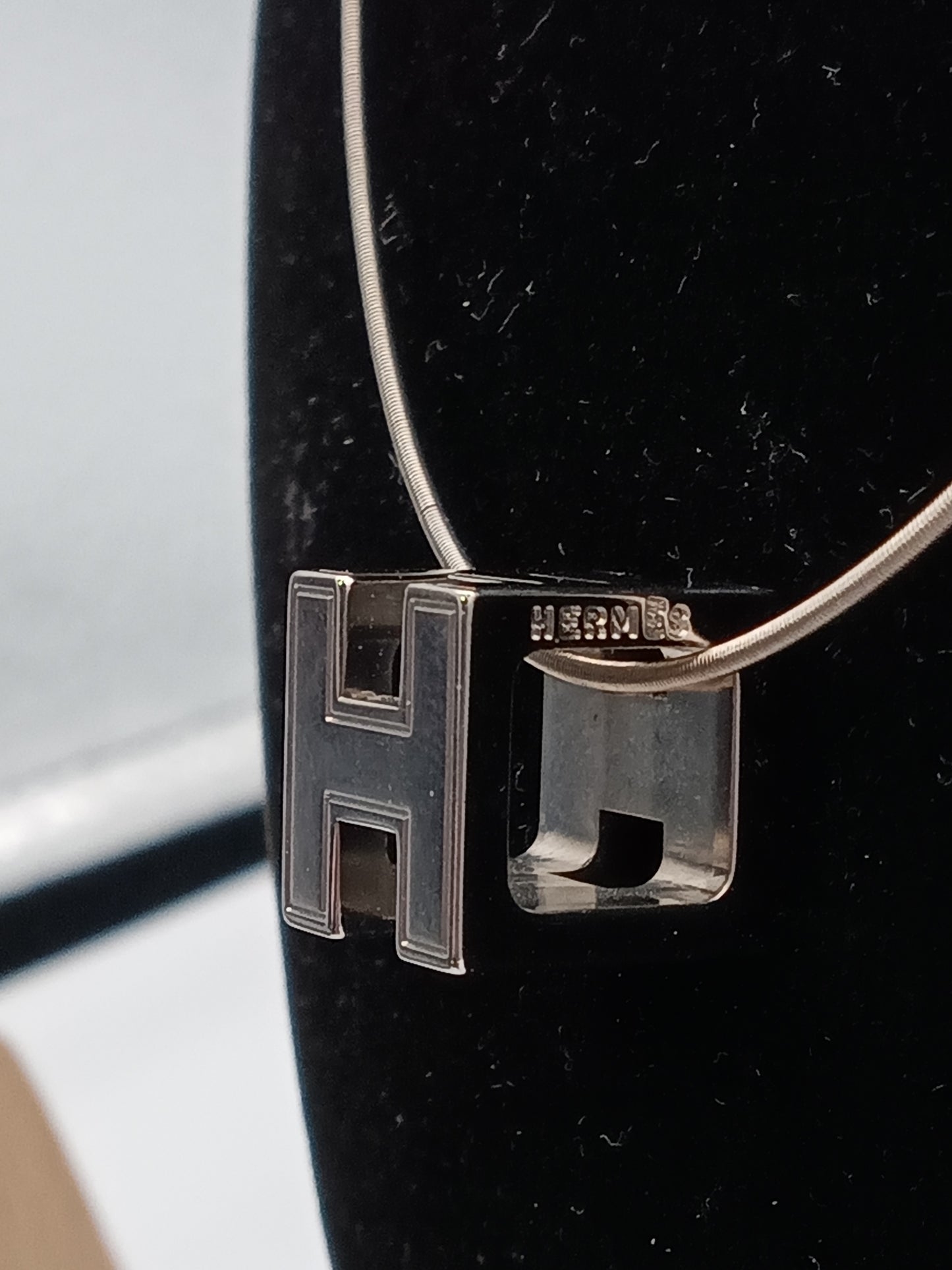 HERMES Cage d'H Cube Pendant Necklace