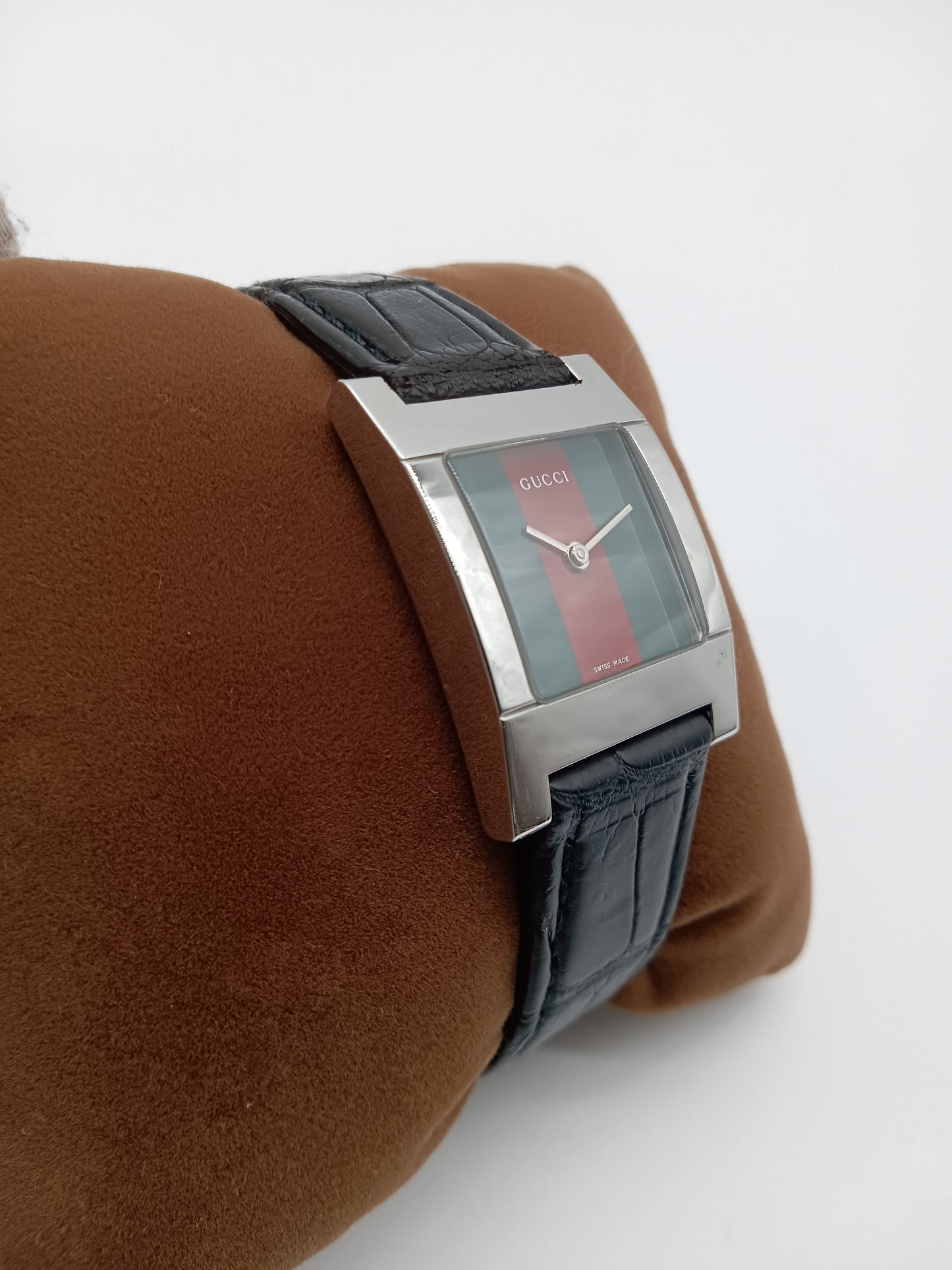 GUCCI 7700 L Watch