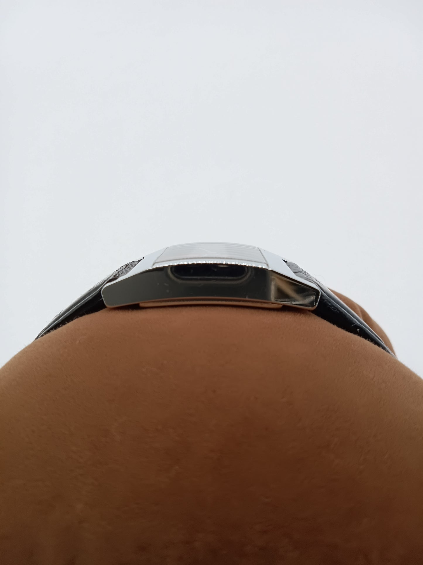 GUCCI 7700 L Watch