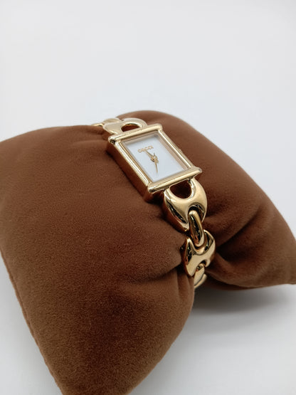 GUCCI 1800 L Watch