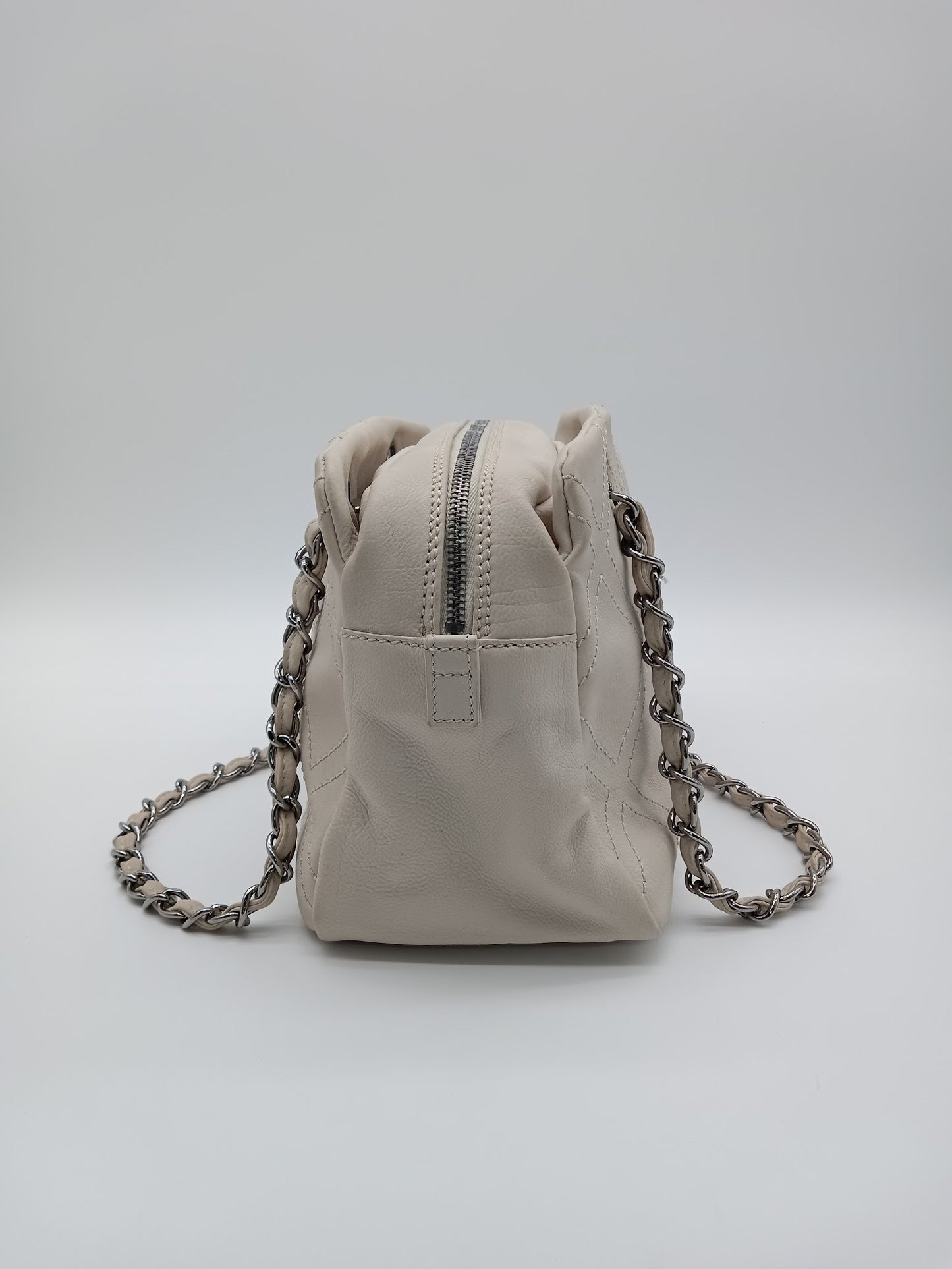 CHANEL Diamond Stitch Shoulder Bag