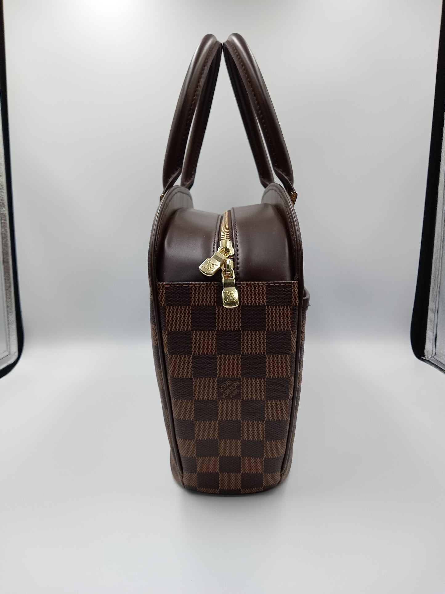LOUIS VUITTON Sarria Horizontal