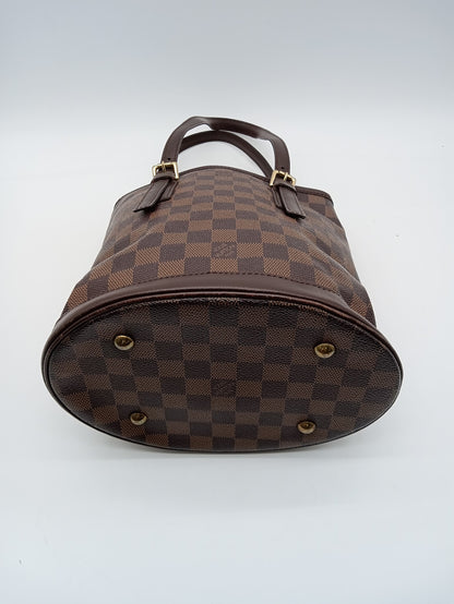 LOUIS VUITTON Damier Marais Bucket