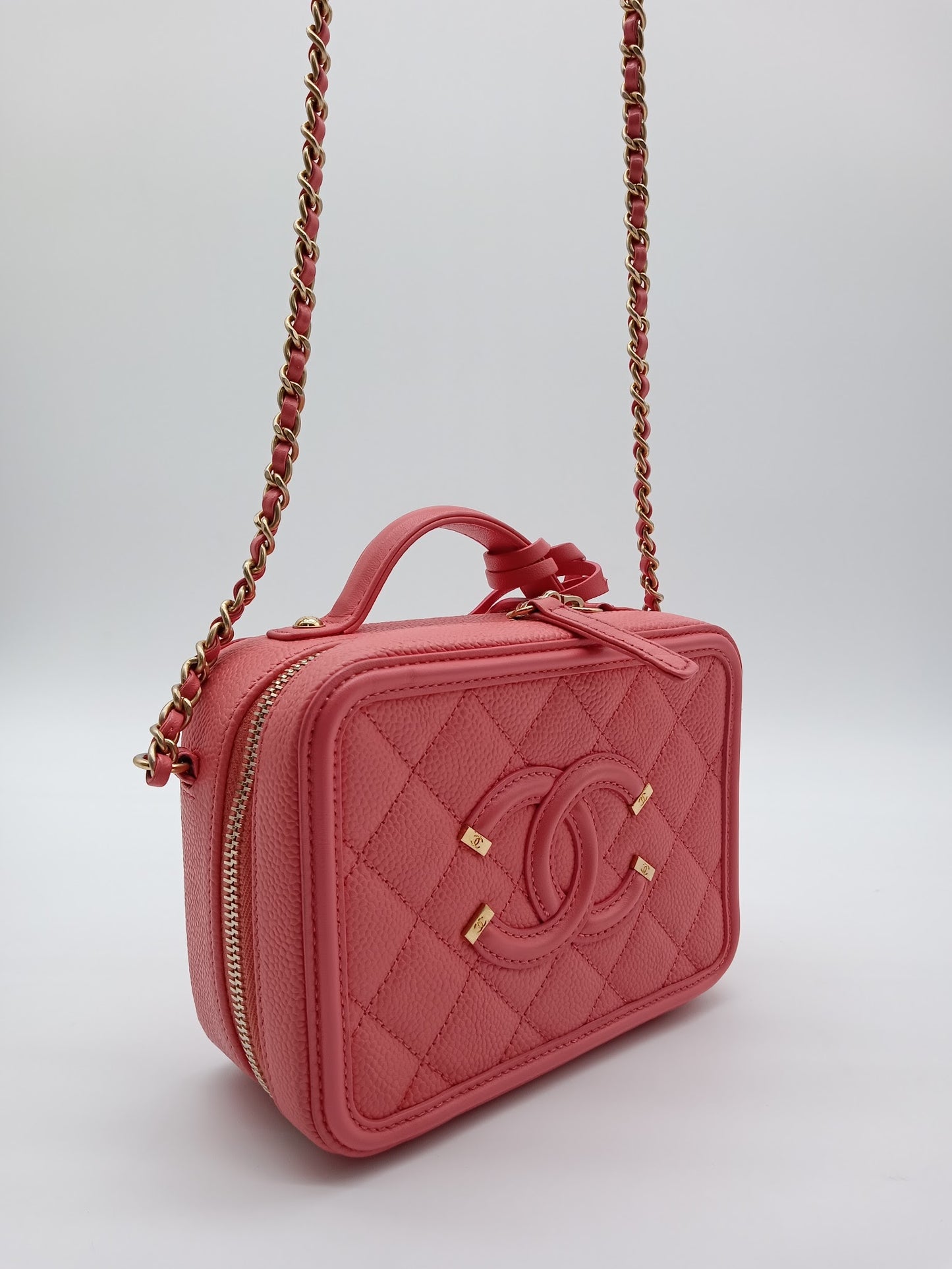 CHANEL Caviar Filigree Vanity