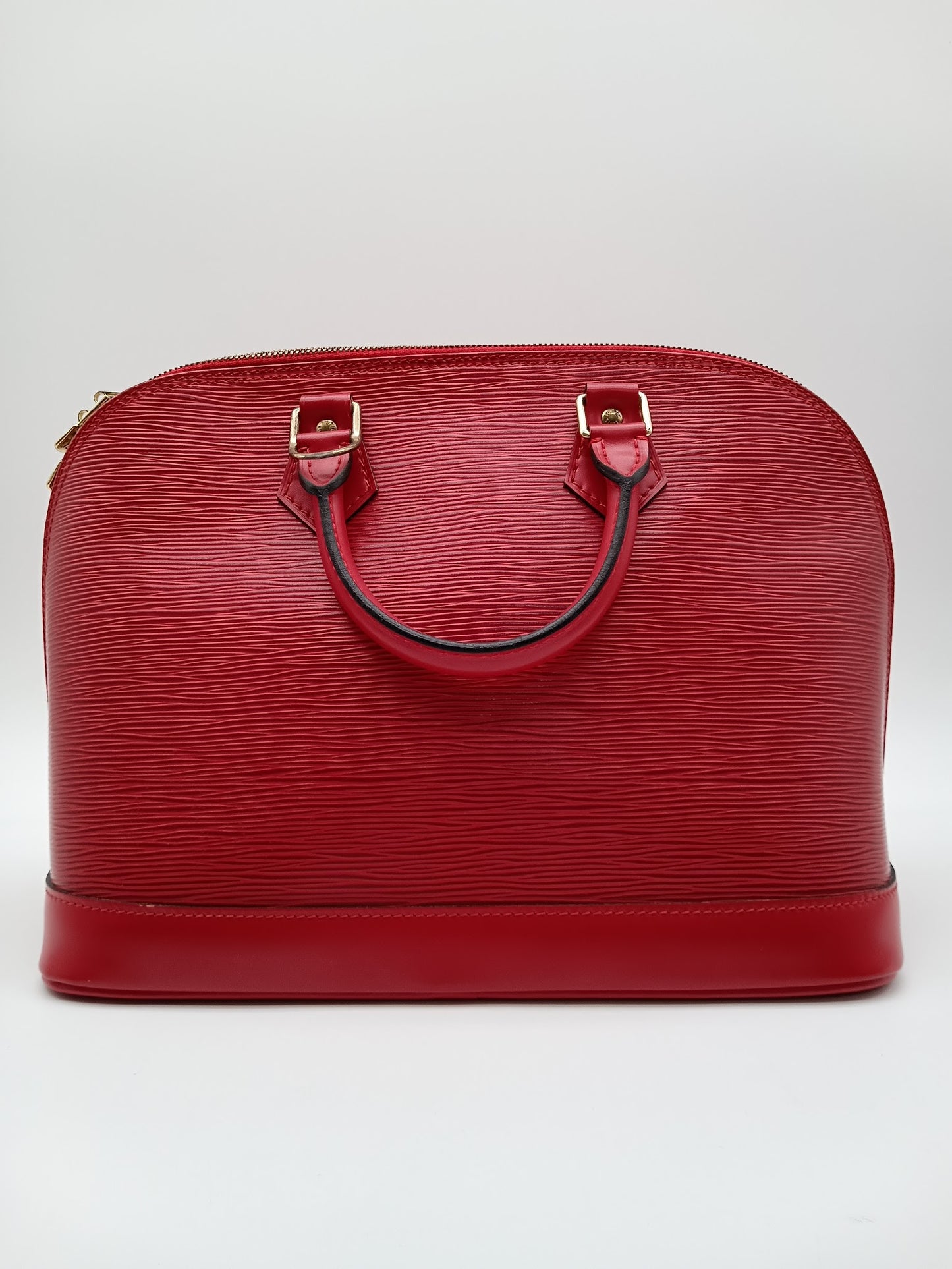 LOUIS VUITTON Epi Alma PM