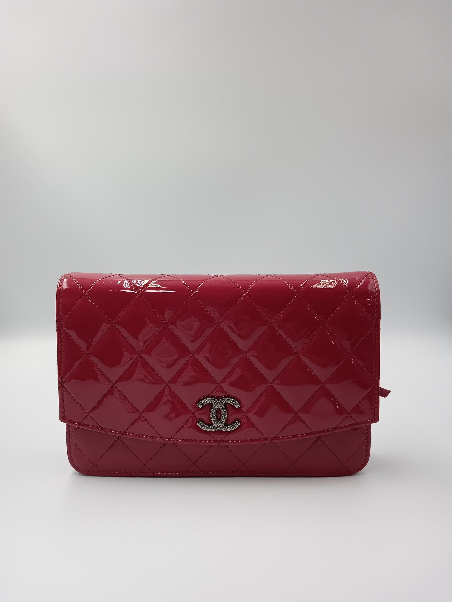 CHANEL Patent WOC
