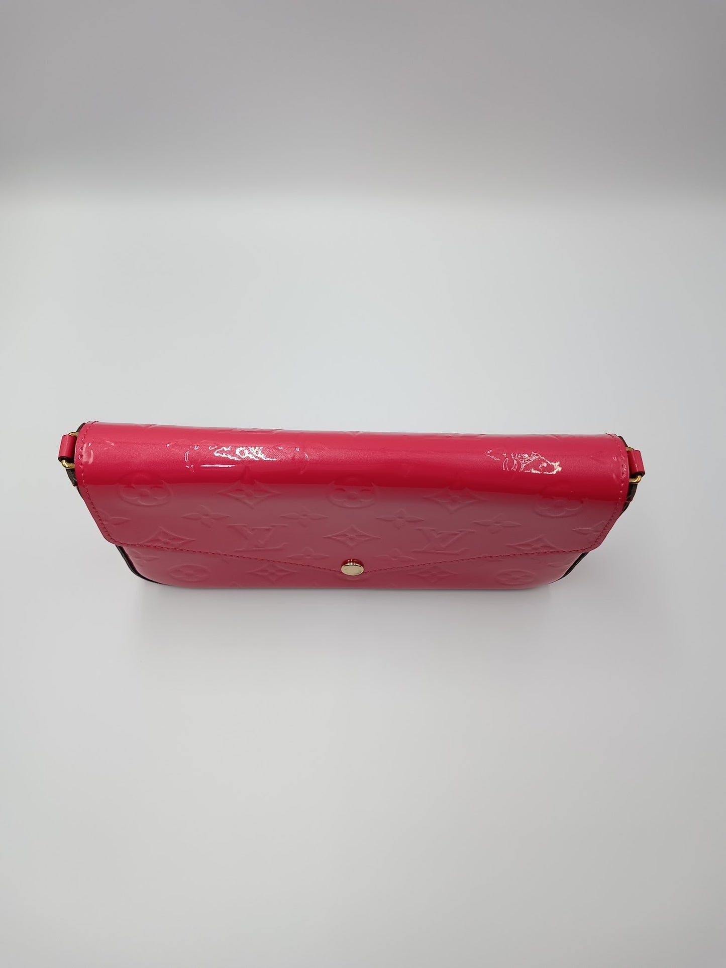 LOUIS VUITTON Vernis Pochette Felicie