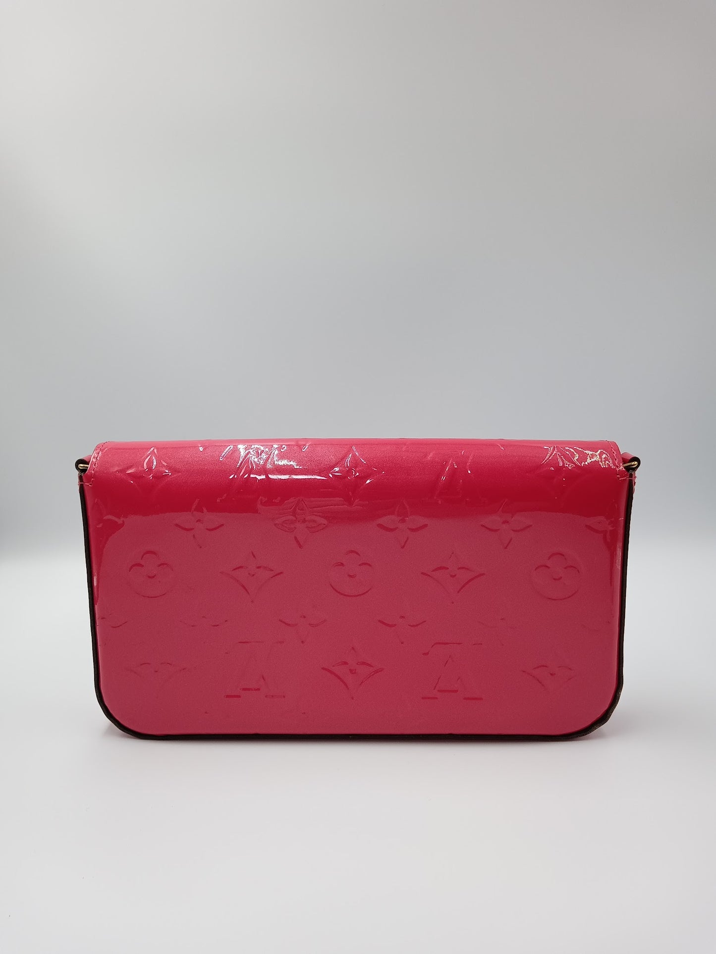 LOUIS VUITTON Vernis Pochette Felicie