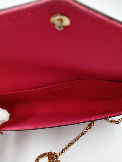 LOUIS VUITTON Vernis Pochette Felicie