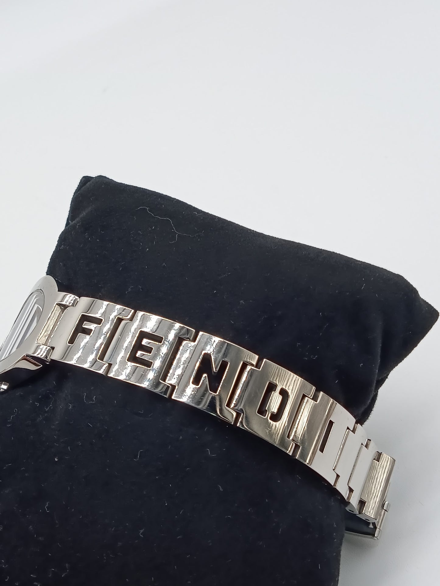 FENDI 3050L Quartz Watch
