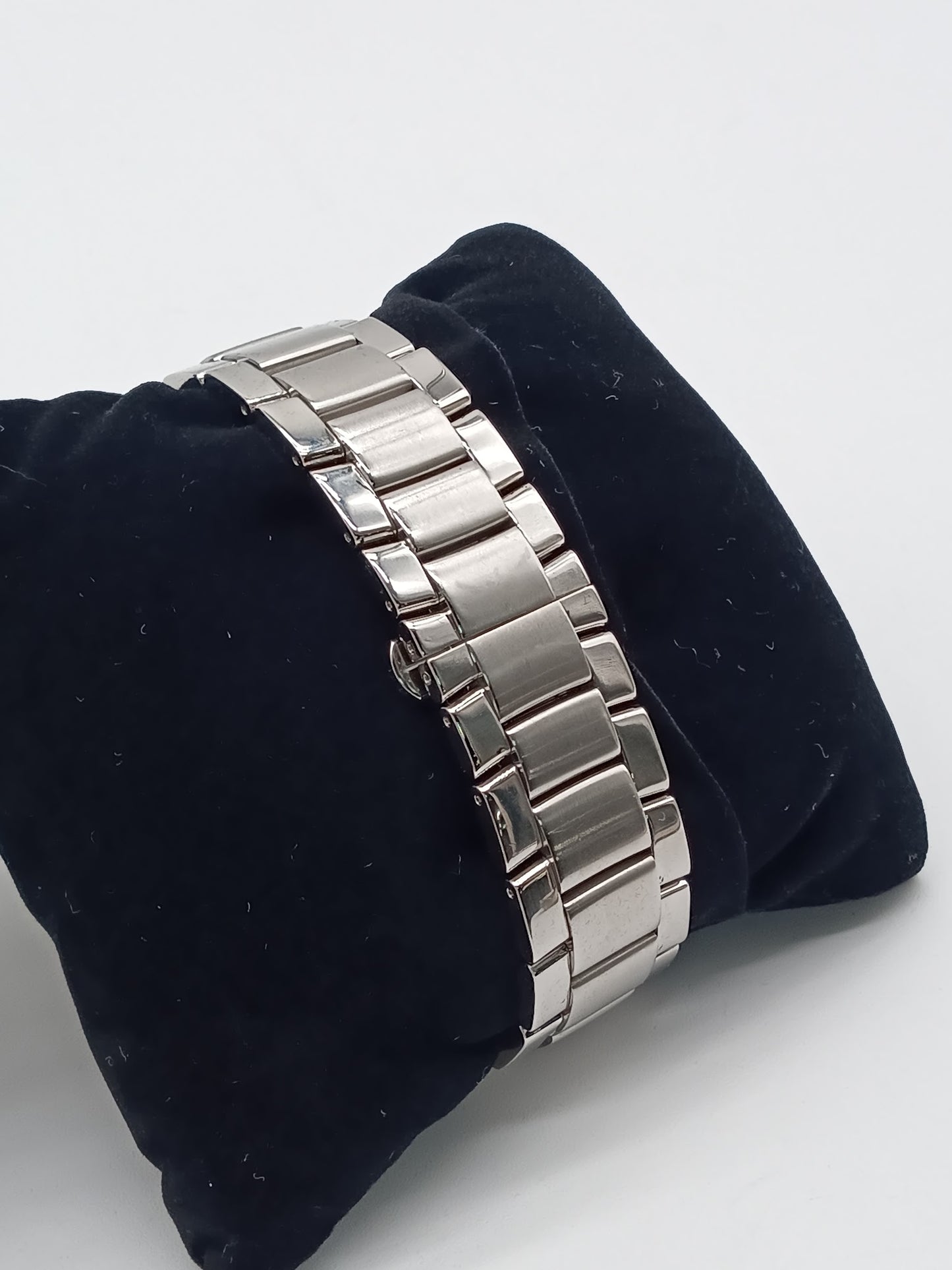 GUCCI GG 8500L Watch